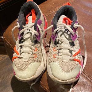 Boys 1Y shoes Jordan’s